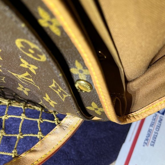 Authentic Louis Vuitton Congo Messenger Bag - Picture 10 of 11